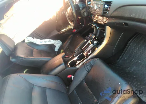 2017 Honda Accord Sport Se z USA, uszkodzony, nr VIN 1HGCR2F12HA109274